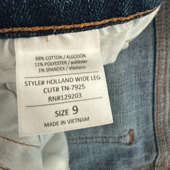 Carly Jean Los Angeles Holland Wide Leg Jeans - Picture 3 of 7